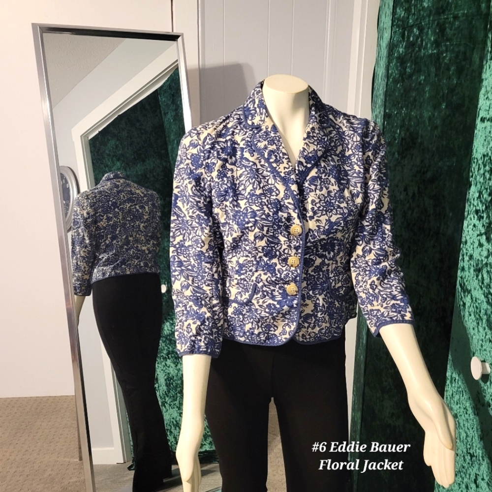 Eddie Bauer Blue Floral on Beige Linen Jacket